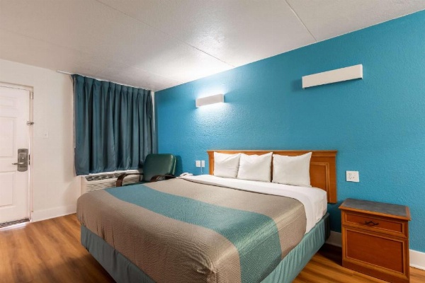 Motel 6-North Little Rock, AR - McCain image 10