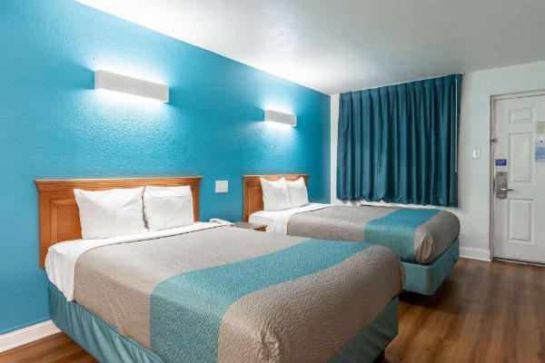 Motel 6-North Little Rock, AR - McCain image 14