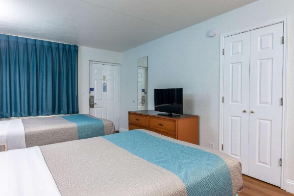 Motel 6-North Little Rock, AR - McCain image 16